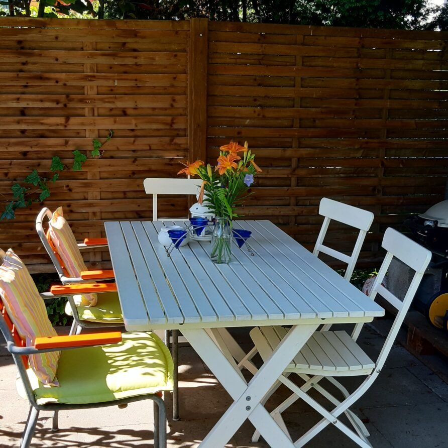 Gartenlaube zum Verweilen